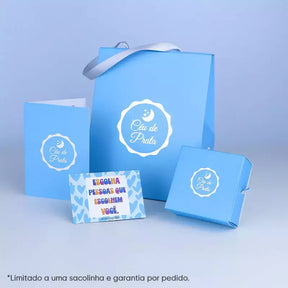 Anel de Prata 925 Aro Liso com Três Zircônias Brancas + Caixinha