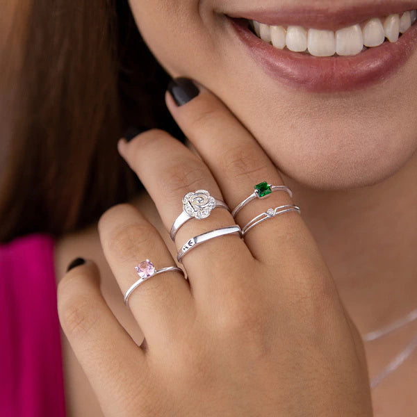 Anel Solitário de Prata Zircônia Rosa