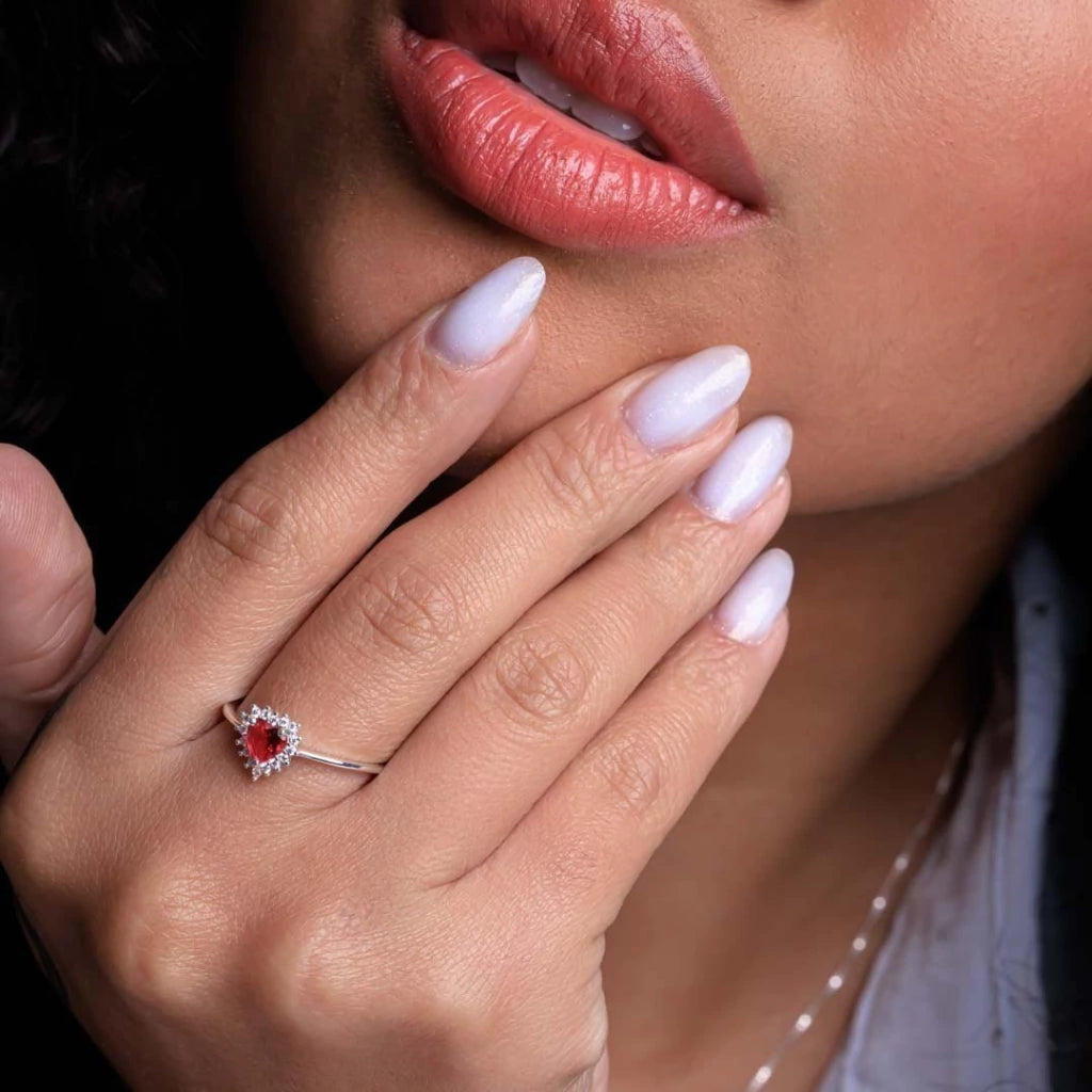 Anel de Prata Zircônia Coração Pink Cravejada